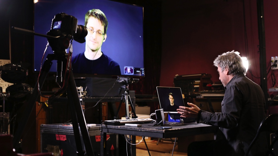 Jean-Michel Jarre and Edward Snowden video call 02-px900