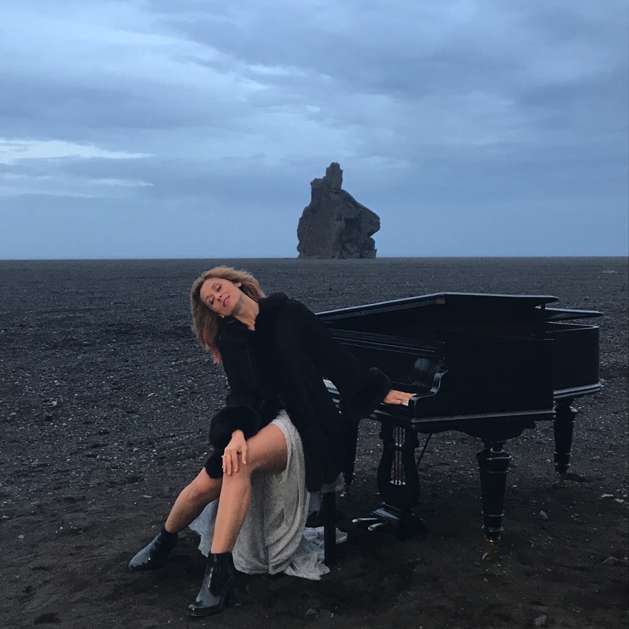 Lara Fabian mit emotionalem Video aus neuem Album „Camouflage“