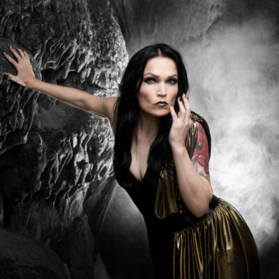 TARJA-In-The-Raw-Press-Pictures-012019-Copyright-earMUSIC-Fotocredit-Tim-Tronckoe