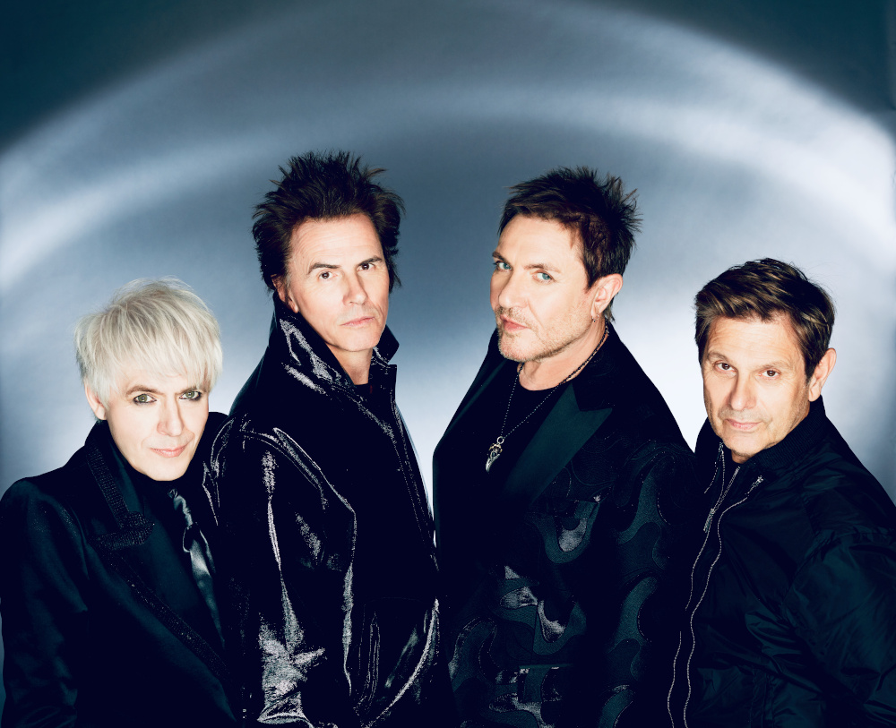 Duran_Duran_approved_shot_4_114aa_v1_photocredit_John_Swannell_1000px